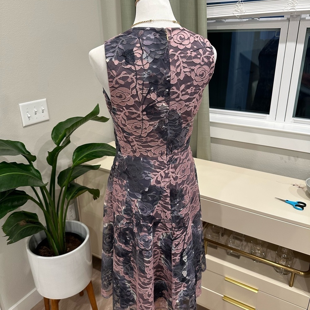 DKNY Pink & Gray Floral Lace Mini Dress - Picture 7 of 10